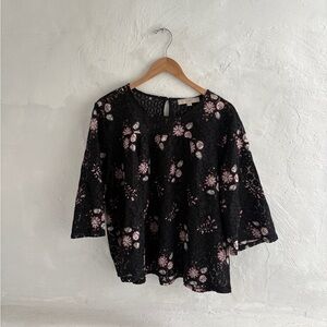 LOFT floral lace 3/4 sleeve top